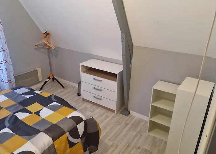 Belle Chambre Avec Balcon